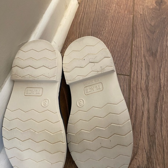 Boys' Dress shoes, Tan size 8 - Picture 6 of 7